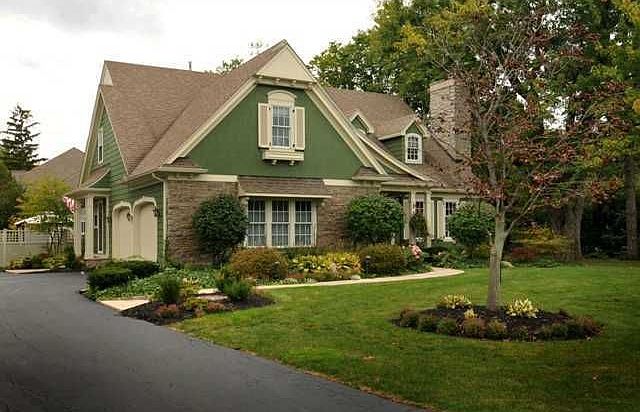 1st image of 30031 Waterford Dr