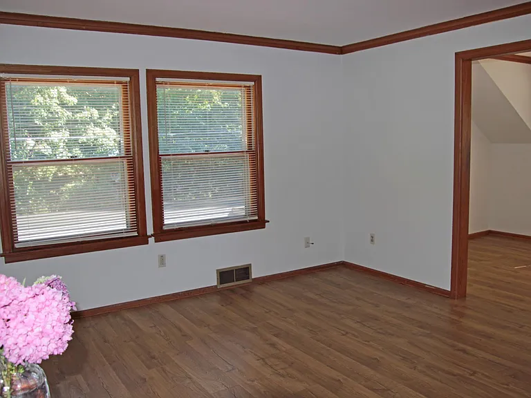 1004 S Anderson St #4 — Photo 2