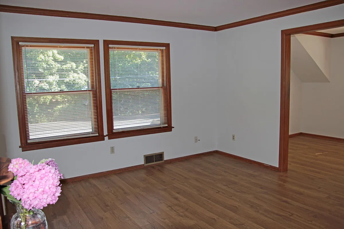 Building Photo - 1004 S Anderson St #4