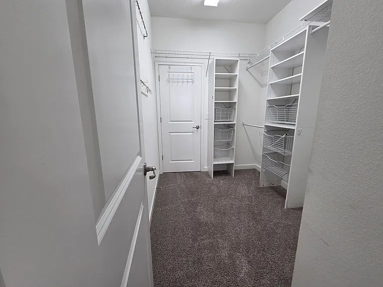 4618 Saint Bernard Dr — Photo 8