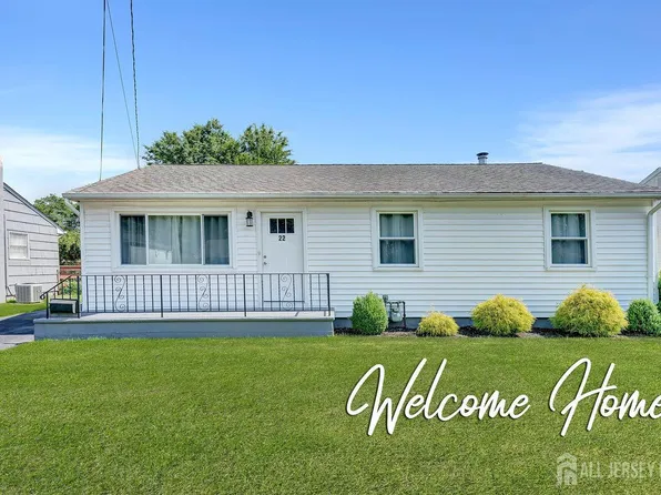 22 Berkshire St, Avenel, NJ 07001