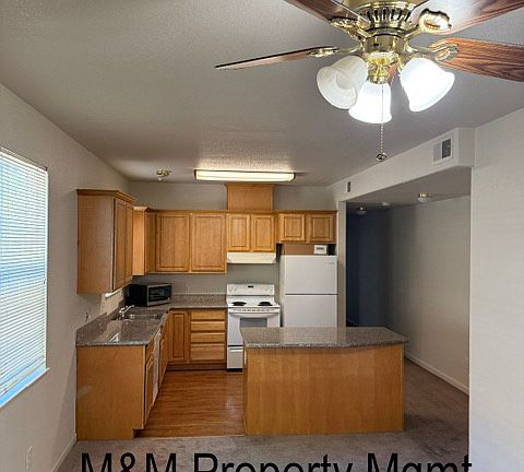 2nd image of 3126 W St APT 1