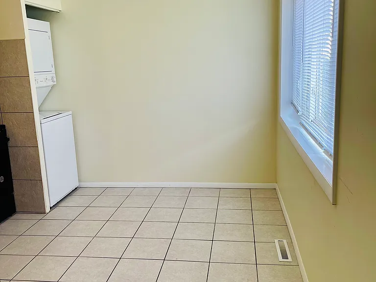 1316 Argo Ln #2 — Photo 7