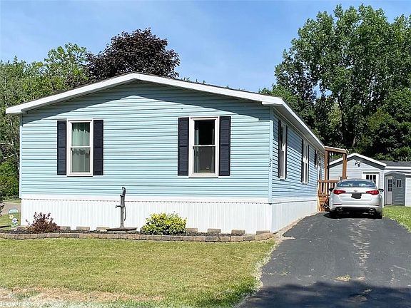 4th image of 352 Cortland Dr