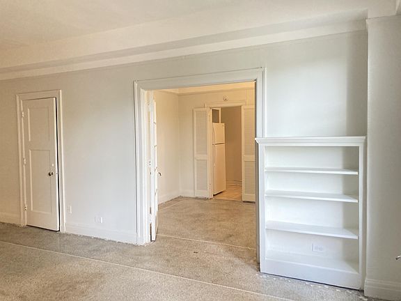 4th image of 8905 E Jefferson Ave #1-304