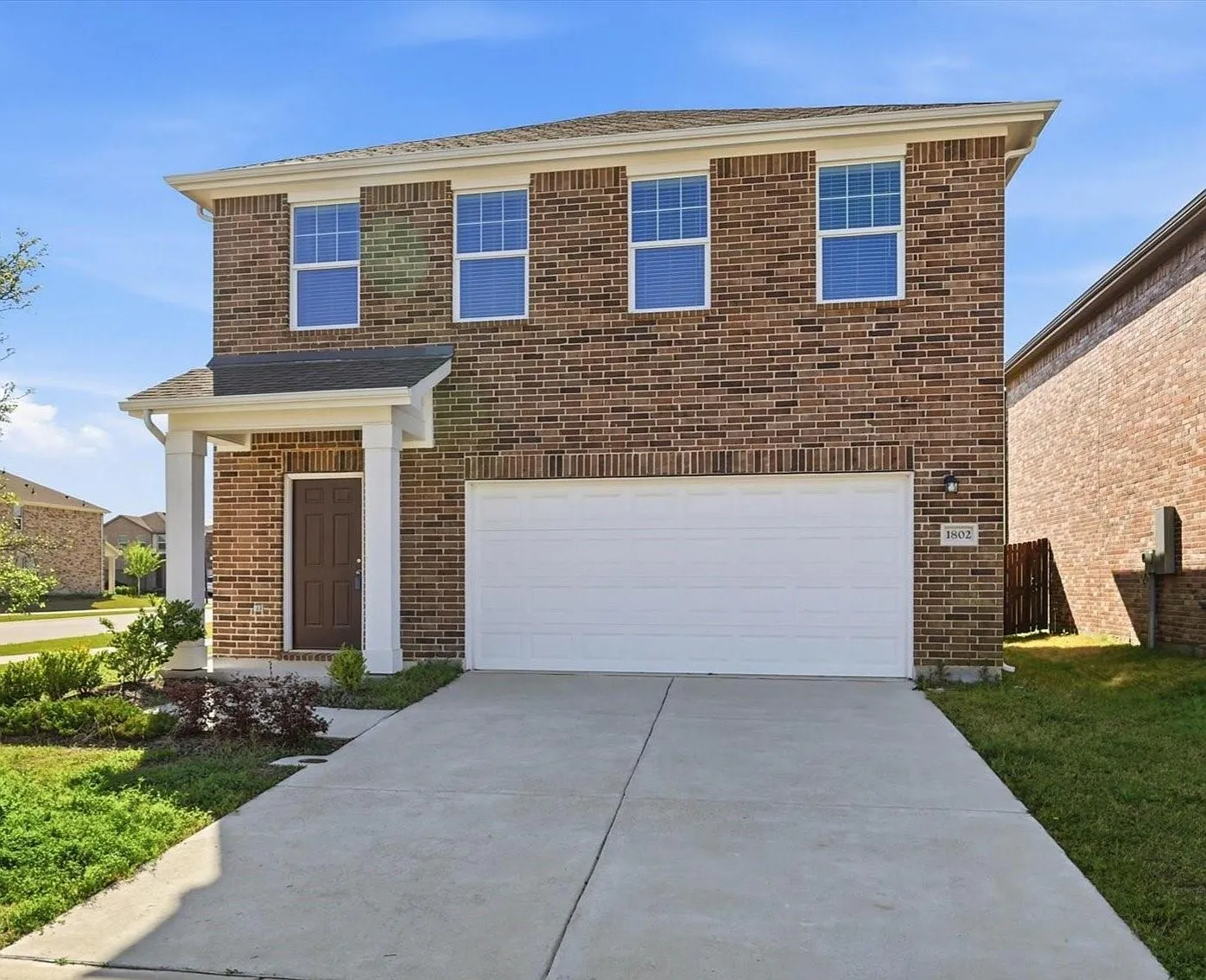 3 bed, 2.5 bath, 1920 sqft, $2,500 — Photo 1
