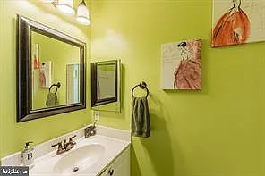 2700 Bellforest Ct #103 — Photo 11