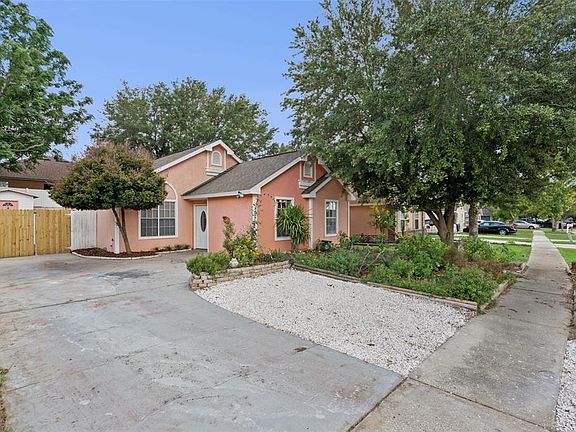 2nd image of 596 Swallow Ct