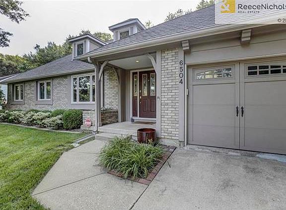 2nd image of 6504 Mastin Dr