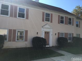 342 Narragansett Ln #N, Monroe Township, NJ 08831