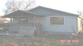 1st image of 802 1/2 W Washington Ave