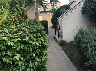 1787 Bacon St, San Diego, CA 92107