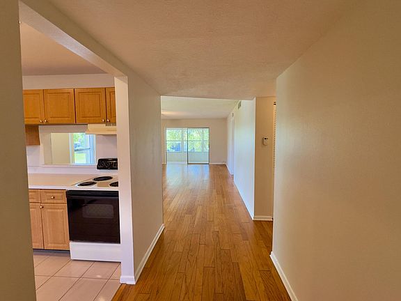 3rd image of 2800 Fiore Way #201