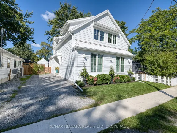 313 Beechwood Ave W, Fort Erie, ON L0S 1B0