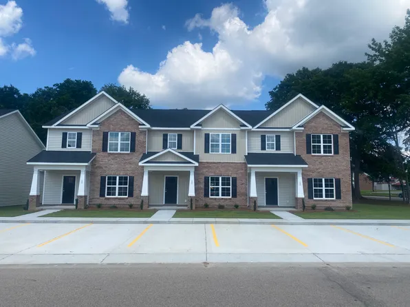 705 Henry Ln, Tarboro, NC 27886