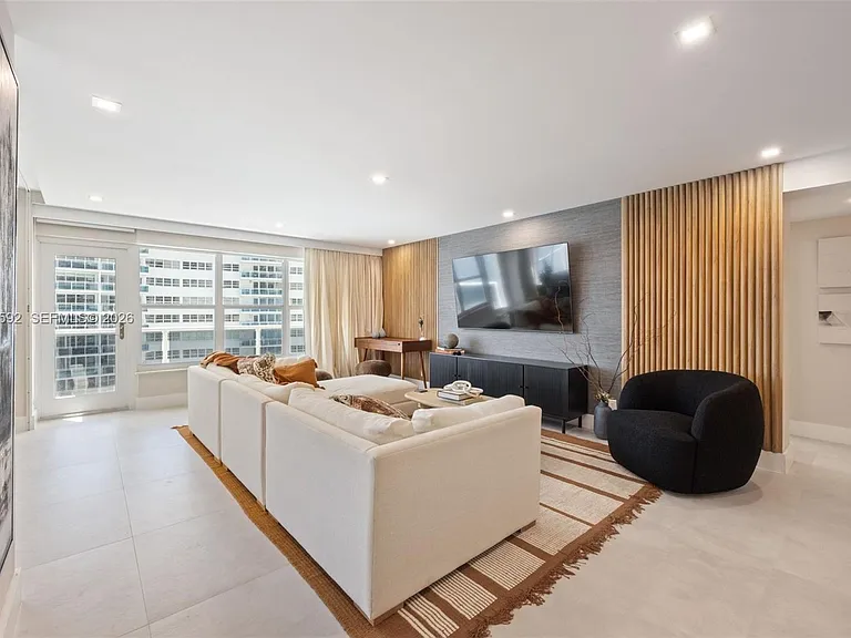 3500 Galt Ocean Dr #803 — Photo 7