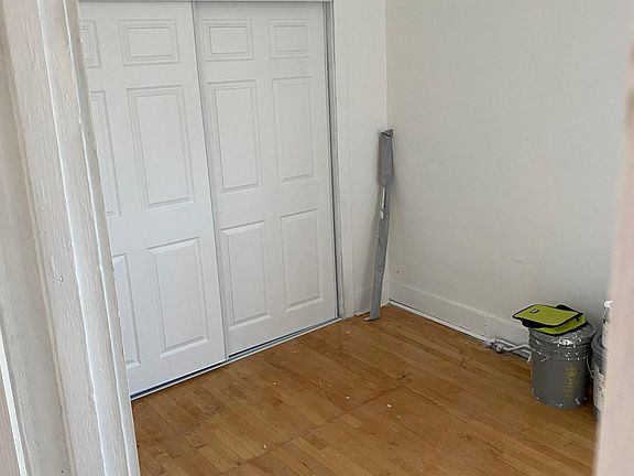 5th image of 2316 N Moody Ave #1
