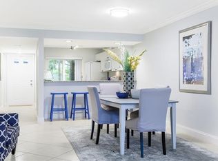 4120 Looking Glass Ln APT 3, Naples, FL 34112