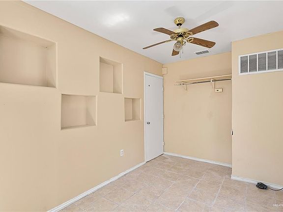 5th image of 1221 Mayo Dr