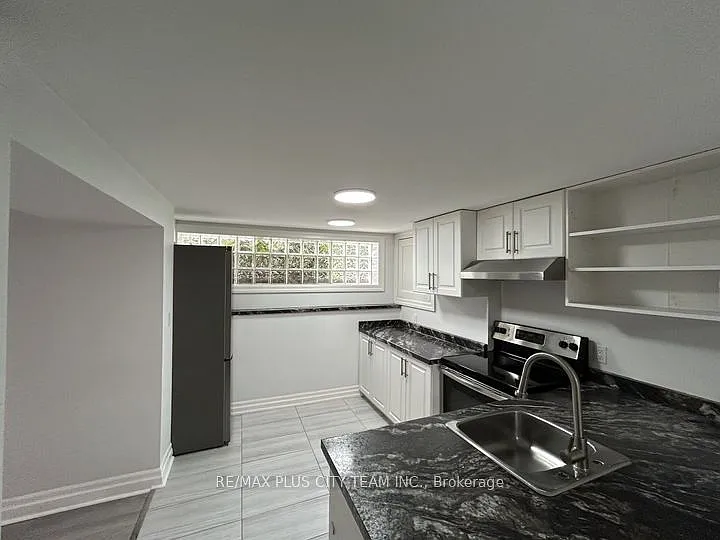 223 Warden Wilson Ave #BASEMENT — Photo 5