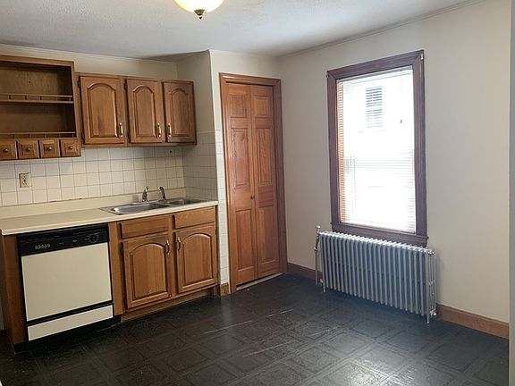 4th image of 2A Oneil Pl #2