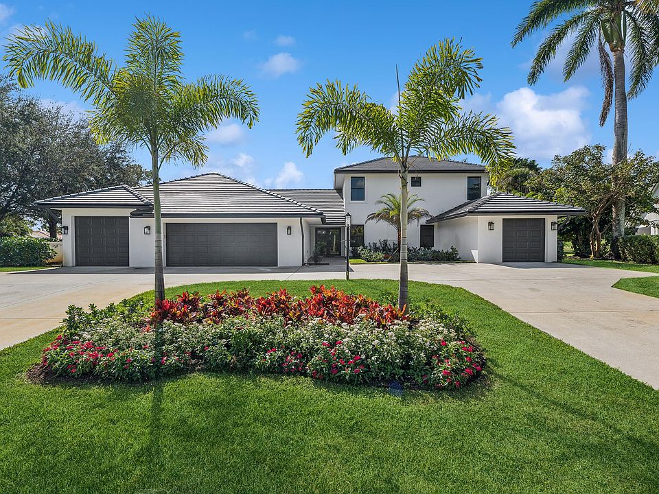 1st image of 4721 Sabal Palm Dr