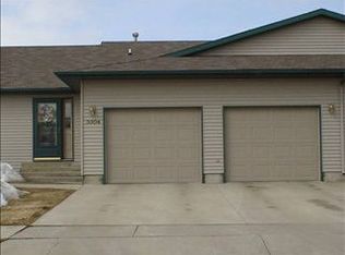 3304 7th St SW, Minot, ND 58701