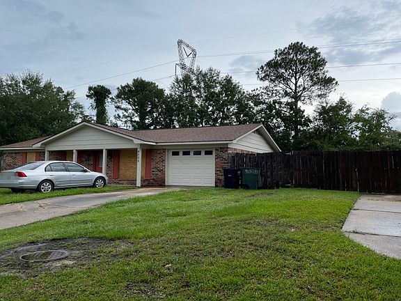 2nd image of 4305 Yosemite Dr