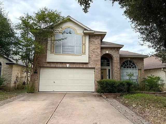 3 bed, 2.5 bath, 2068 sqft, $2,249 — Photo 1