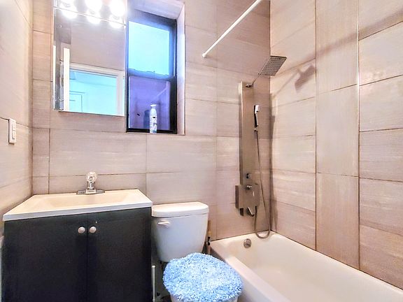 4th image of 45 Linden Blvd APT 1K
