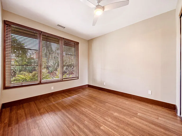 825 Gonzales St — Photo 19