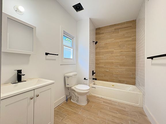 5th image of 178 N 7th St Floor 3
