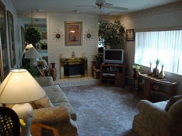 1st image of 614 Lake Ct