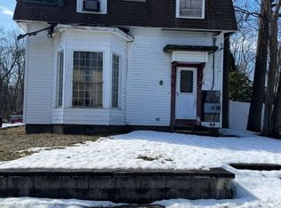21 Park St, Athol, MA 01331