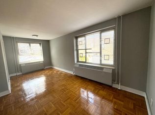 6949 185th St #3C, Fresh Meadows, NY 11365