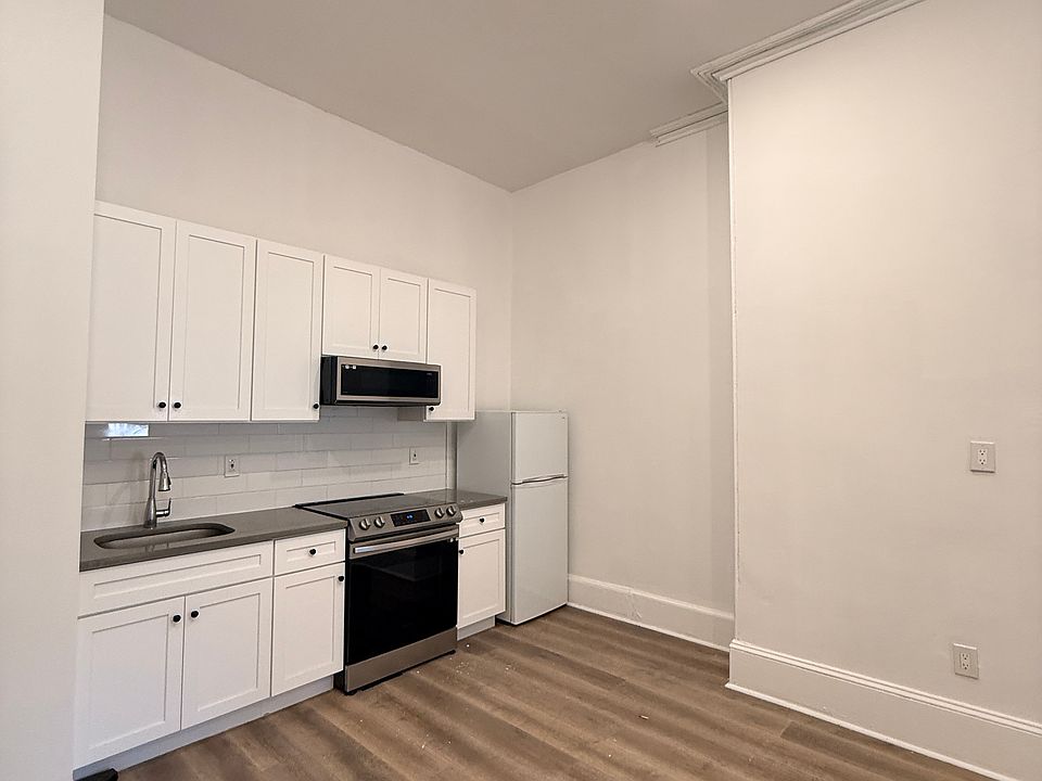 2nd image of 1203 Spruce St #2F