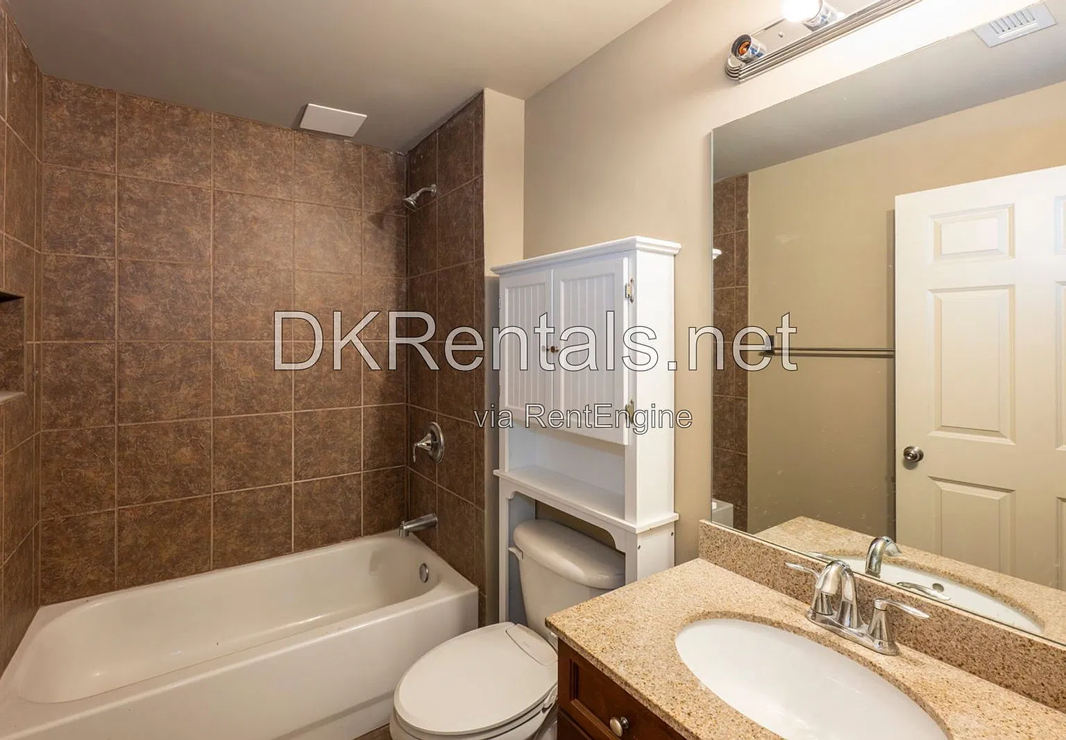 5 bed, 5.5 bath, 4103 sqft, $3,600 — Photo 4
