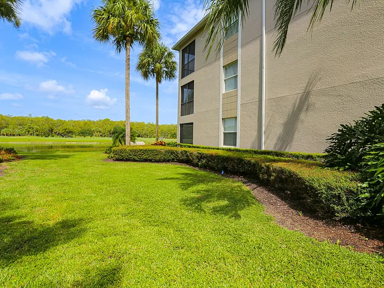 10275 Heritage Bay Blvd #724 — Photo 43