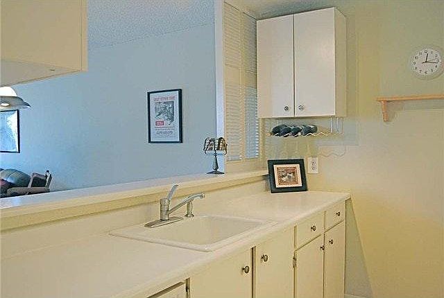1st image of 5844 NE 75th St Unit A208