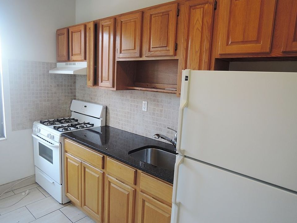 2nd image of 70-06 Woodside Ave #4CC