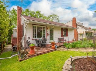 806 Kerry Hill Dr, Pittsburgh, PA 15234