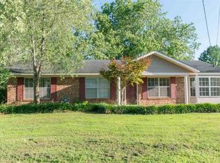 1013 Skyview St SW, Decatur, AL 35601