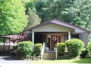 210 Mill Creek Ave, Pottsville, PA 17901