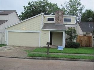 4259 Yupon Ridge Dr, Houston, TX 77072