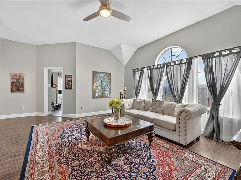 3409 Waterbury Ct — Photo 19