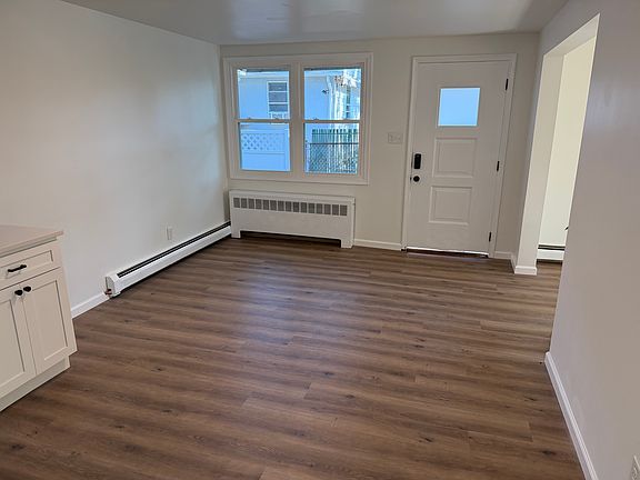 3rd image of 115 S Pennock Ave #4