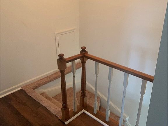 5th image of 903 Winterstick Pl