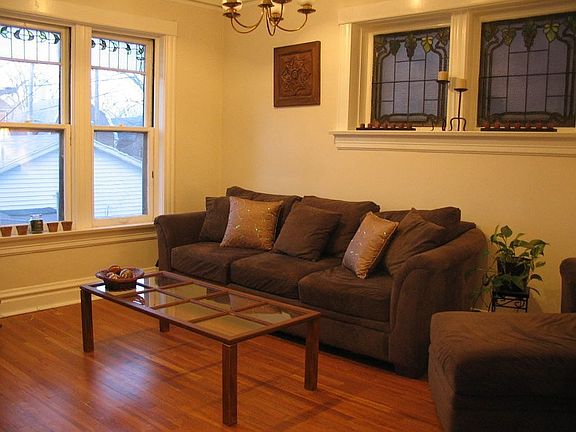 Spacious living room, lots of light!