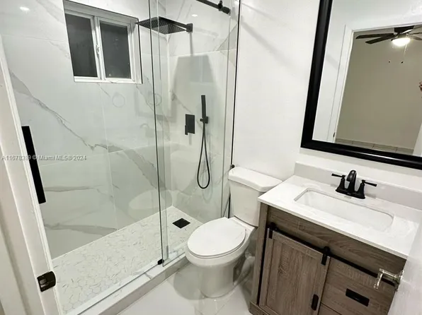 8170 NW 10th St APT 1, Miami, FL 33126