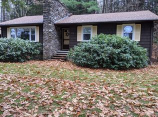 22 Roberts Rd, Dudley, MA 01571